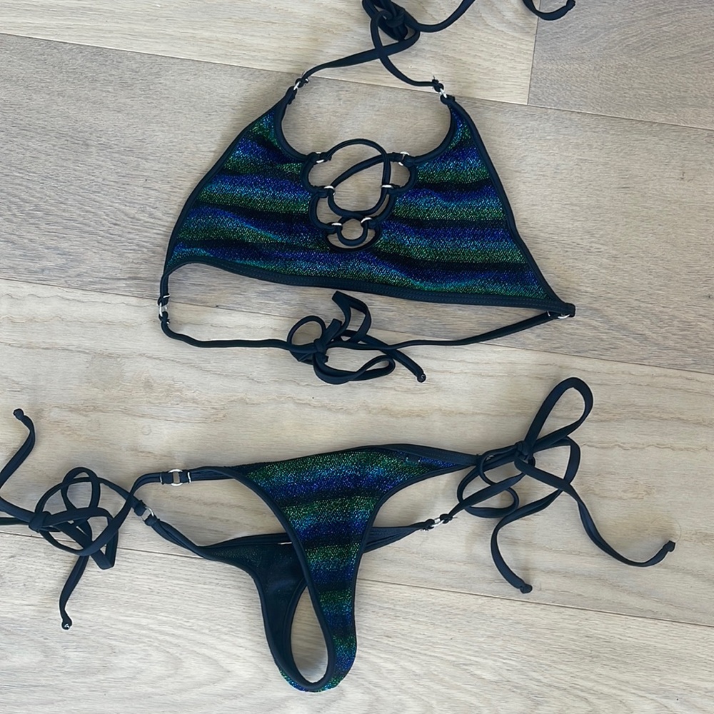 Wicked weasel thong full bikini set size medium top and small bottom